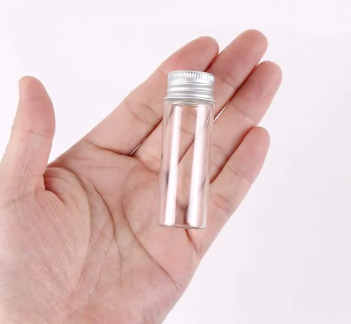 Vista 3 de MaxMau 24 tarros pequeños con tapas de rosca de aluminio, botellas de vidrio pequeñas de 0.5 onzas líquidas, mini frascos transparentes, tapas