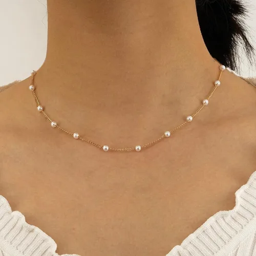 Vista 4 de Meeran Collar de perlas para mujer, delicado collar de perlas chapadas en oro de 14 quilates, collar de perlas blancas simples, collar de cadena