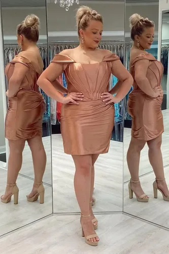Vista 6 de HUUTOE Vestidos de satén con hombros descubiertos para adolescentes, sin espalda, plisado, entallado, corto, vestido de fiesta de cóctel