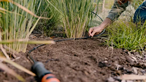 Vista 6 de Gardena Set de inicio Plantado Filas Microsistema de goteo Tamaño S