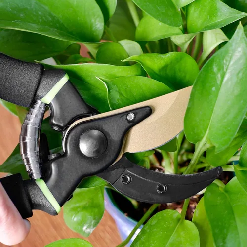 Vista 7 de Tijeras de podar de titanio de alta calidad, tijeras de jardín ultra afiladas resistentes, podadoras manuales profesionales, podadoras de árboles