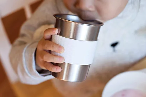 Vista 7 de Red Rover Vasos coloridos de acero inoxidable para niños con fundas de silicona, juego de 4, 10 onzas, multicolor