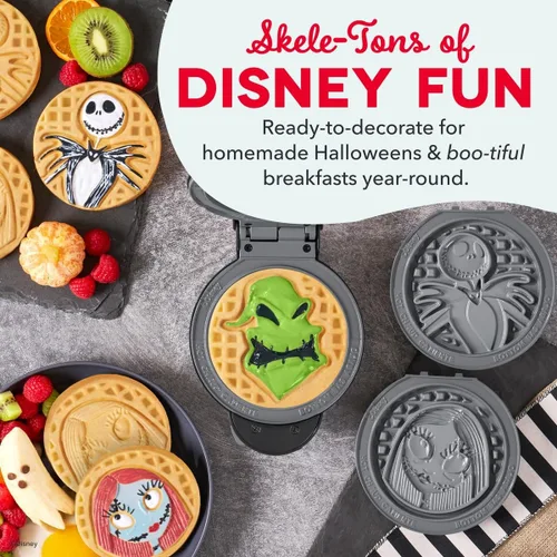 Vista 4 de Disney Dash Nightmare Before Christmas MultiMaker® Mini waflera con platos extraíbles, plancha antiadherente de cerámica, Jack Skellington, Sally
