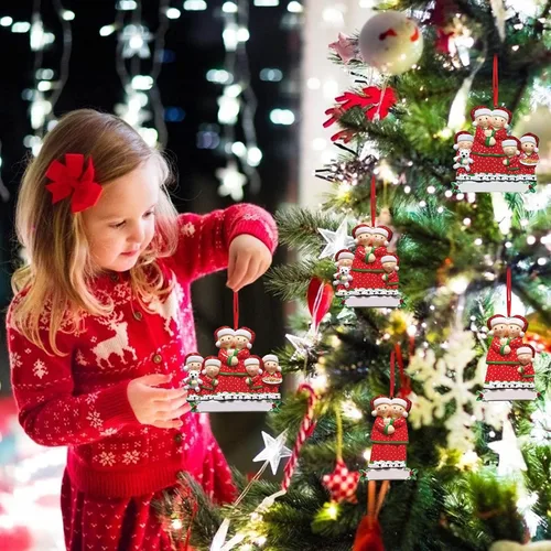 Vista 4 de Adornos de Navidad personalizados, adornos de Navidad 2023, nombres grabados personalizados, adornos de Navidad familiares para decoración del árbol