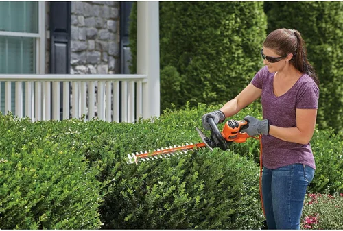 Vista 7 de BLACK+DECKER Cortasetos con sierra, 20 pulgadas, con cable (BEHTS300)