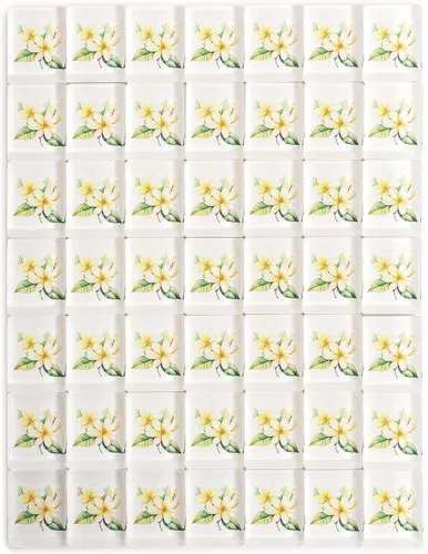 Vista 8 de Juego de Mahjong Americano de Yellow Mountain Imports, “Aloha” - 166 azulejos con motivo de plumeria, estantes acrílicos con empujadores, estuche