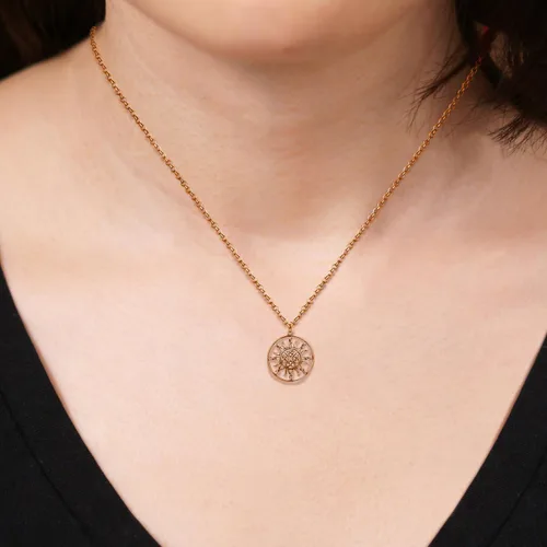 Vista 5 de Amazon Essentials . Collar con colgante celta de plata de ley 925 para mujer, cadena Rolo de 18 pulgadas, joyería hipoalergénica para mujer