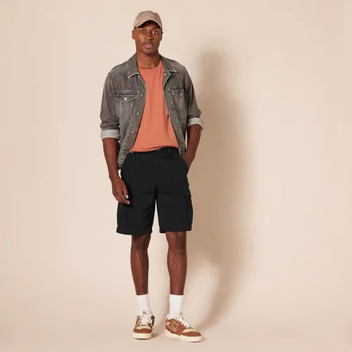 Vista 5 de Tienda Essentials Men's Classic-Fit Cargo Short (Available in Big & Tall)