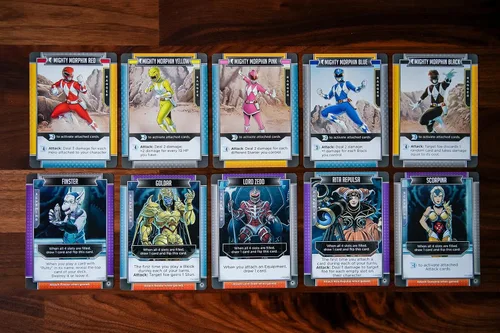 Vista 3 de Renegade Game Studios Power Rangers Juego de construcción de mazos para 2-4 jugadores, mayores de 13 años