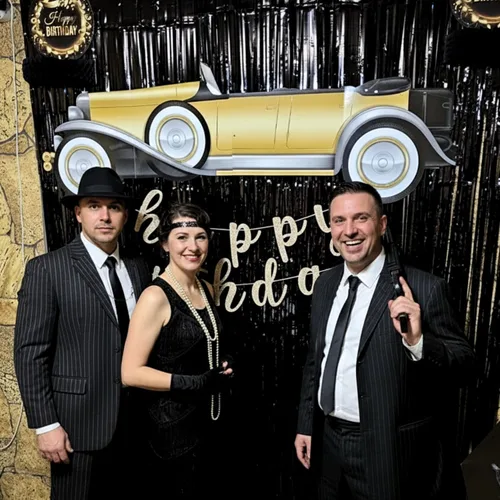 Vista 5 de Roaring 20s Jointed Roadster - Letrero de coche para decoración de fiesta, 1 pieza