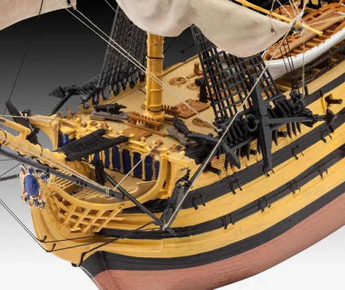 Vista 3 de Revell 05408 H.M.S.Victory