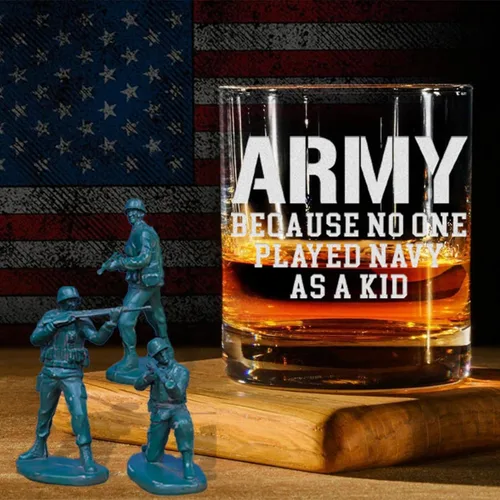 Vista 5 de Divertido vaso de whisky del ejército de los Estados Unidos – Regalos militares grabados para papá – 11 oz Army Because Nadie nunca jugó a la marina