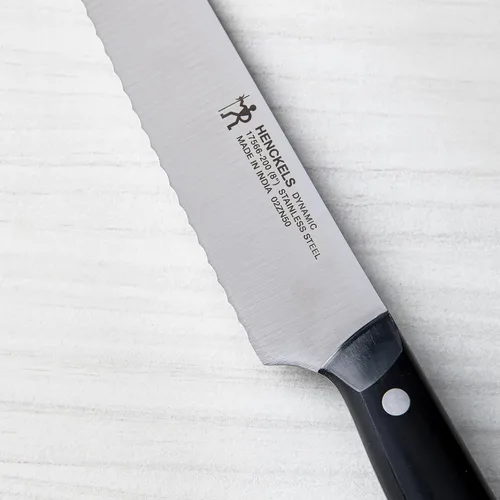 Vista 4 de HENCKELS Cuchillo de pan dinámico afilado de 8 pulgadas, cuchillo para pastel, diseño alemán informado por más de 100 años de maestría, acero