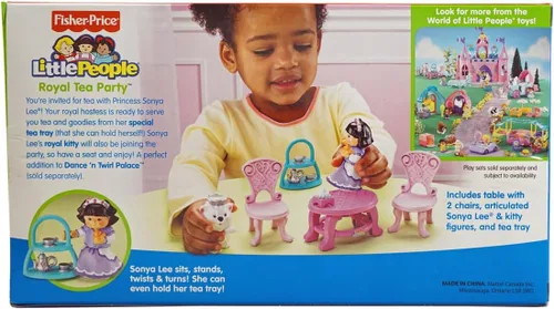Vista 3 de Fisher-Price Mundo de la gente pequeña Sonya Lee y su Royal Tea Party