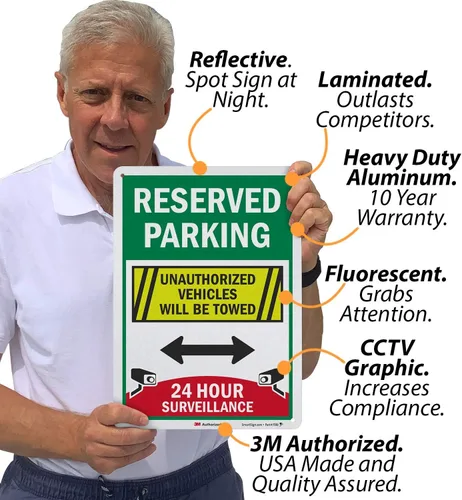 Vista 2 de SmartSign Letrero de "Estacionamiento reservado - Vigilancia 24 Horas, Vehículos No Autorizados Serán Remolcados" Aluminio reflectante de grado