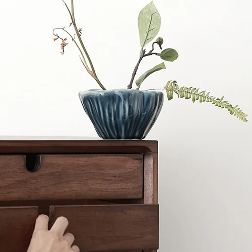 Vista 4 de Florero de cerámica en forma de loto, 1 maceta de cerámica con forma de loto, arreglo floral para decoración del hogar y la oficina