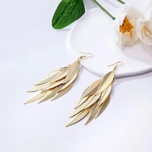 Vista 2 de Aretes de hoja en capas - Aretes de araña ligeros para mujer, aretes vintage