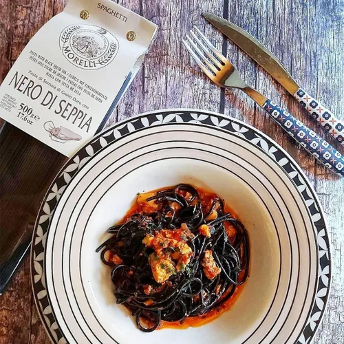 Vista 7 de Morelli Squid Ink Pasta Linguine – Fideos de pasta negra orgánica, sémola de trigo duro, italiano Nero Di Seppia Hecho en Italia – 8.8 oz (250 g)