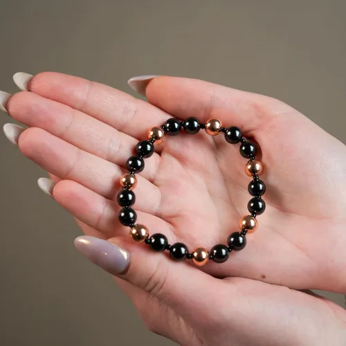 Vista 6 de Karelian Heritage Shungite Stones Elastic Stretchy Bracelet with opper Plated Beads Authetic Shungite Crystal Jewelry Protective Powerful Defender