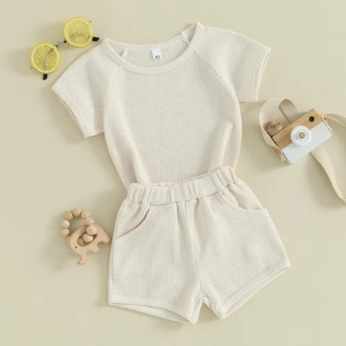 Vista 2 de Omkzanbi Conjunto de ropa de verano para bebé niño, camiseta de manga corta, pantalones cortos de punto gofre, 2 piezas, pantalones cortos