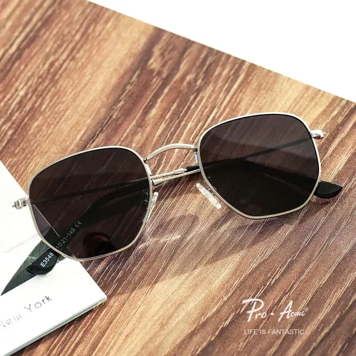 Vista 4 de Pro Acme Small Polarized Sunglasses for Women Square Metal Frame Hexagonal Flat Lenses Sun Glasses