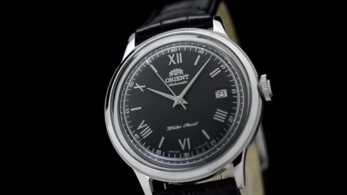 Vista 11 de Orient Bambino Ver. 2' Reloj de vestir automático japonés de acero inoxidable y cuero para hombre