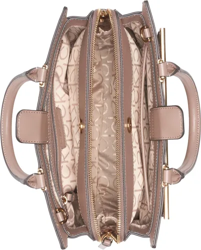 Vista 4 de Calvin Klein Astrid - Bolso organizador con triple compartimento