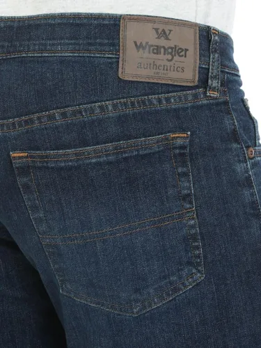 Vista 5 de Wrangler Authentics - Jeans para hombre de ajuste relajado y con cintura Comfort Flex