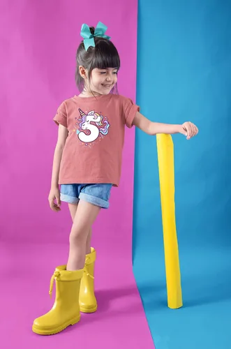 Vista 3 de Camiseta de unicornio para 5 cumpleaños para niñas de 5 años y quinto cumpleaños