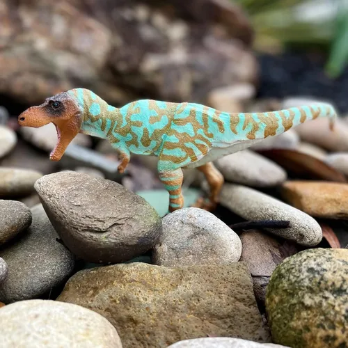 Vista 6 de Safari Ltd. Figura de Albertosaurus – Figura detallada de plástico de 10 pulgadas – Divertido juguete educativo de dinosaurio para niños, niñas