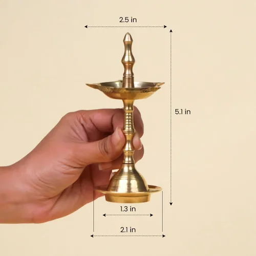 Vista 4 de Shubhkart Kerala Samai de latón de 5 pulgadas – Lámpara de aceite sagrado para puja, aarti, rituales de mandir y adoración diaria Deepam
