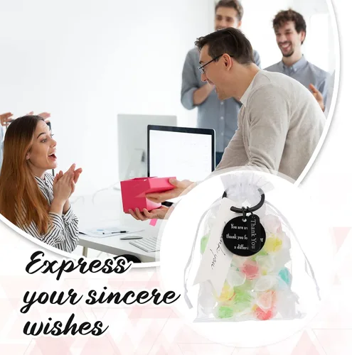 Vista 4 de Yinkin 72 piezas de regalo de agradecimiento a los empleados a granel para empleados regalos de agradecimiento llaveros con bolsas para graduación