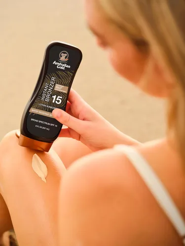 Vista 4 de Australian Gold Loción de protección solar con bronceador instantáneo SPF 15, 8 onzas, amplio espectro, resistente al agua, no graso, SPF 15, 8