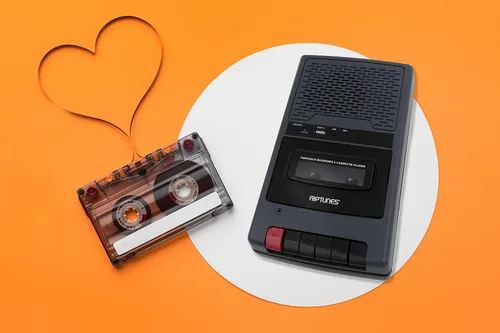 Vista 4 de Riptunes Reproductor de grabadora de casete portátil, convertidor digital de audio de cinta a USB, grabadora de cinta retro con reproductor USB