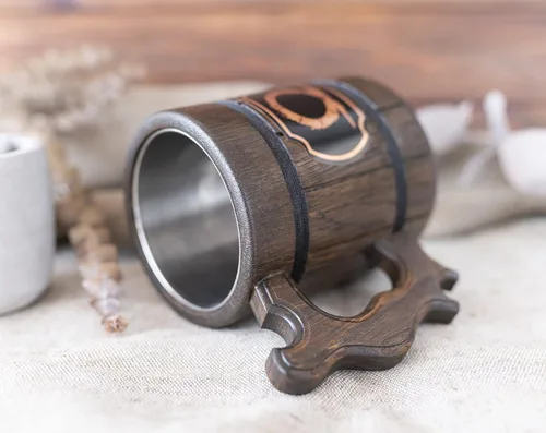 Vista 5 de Taza GOW. Taza de madera para cerveza Stein.Tankard. Regalos para jugadores