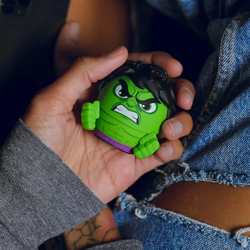 Vista 2 de Bitty Boomers Marvel Avengers Hulk - altavoz Bluetooth pequeño