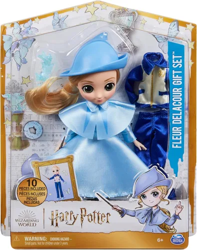Vista 2 de Wizarding World Harry Potter, set de regalo de muñeca Fleur Delacour de 20,3 cm de 10 piezas con 2 trajes y 8 accesorios para muñeca, juguetes