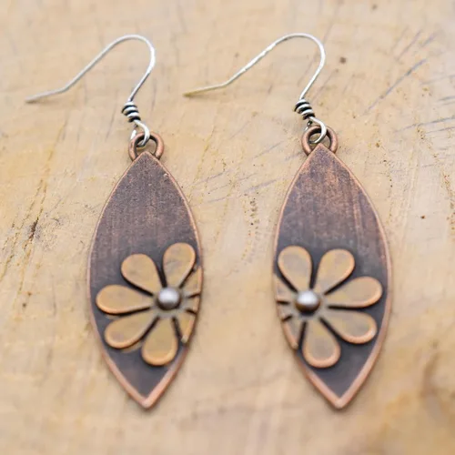Vista 7 de Aretes bohemios, aretes de plata, aretes de flores, aretes étnicos colgantes para mujeres y niñas, hechos a mano, bohemios, modernos y vintage