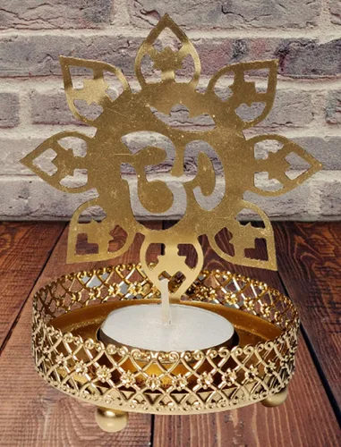 Vista 4 de Om Shape Diwali Shadow Diya. Deepawali Diya decorativo tradicional en forma de Om para el hogar/oficina. Soporte religioso para velas de té