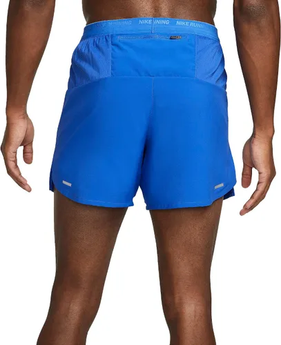 Vista 3 de Nike Pantalones cortos de correr Dri-Fit Stride de 5 pulgadas para hombre, Negro