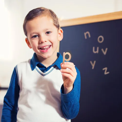 Vista 6 de Imanes del alfabeto, minúsculas magnéticas de madera para niños a partir de 3 años