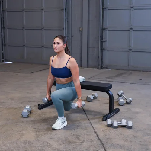 Vista 7 de Body-Solid (GFB350B) Banco de pesas plano de 600 libras de capacidad ajustable para entrenamiento de fuerza, estiramiento, ejercicios abdominales