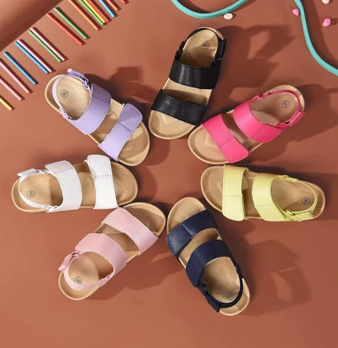 Vista 8 de Cubufly Sandalias para niños pequeños, de doble correa, planas, cómodas, para verano, correas elásticas en la parte trasera con gancho