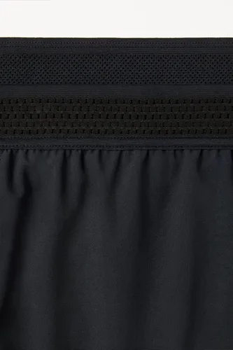 Vista 5 de Fabletics Pantalón corto The Fundamental para hombre, entrenamiento, correr, entrenamiento, gimnasio, yoga, ultraligero, atlético