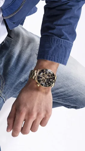 Vista 7 de GUESS Reloj multifunción para hombre en tono dorado y negro Oro