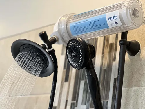 Vista 6 de Envig CloraClear - Filtro de ducha de cloramina y sulfuro de hidrógeno, reduce la picazón en la piel seca, pérdida de cabello, caspa, eccema