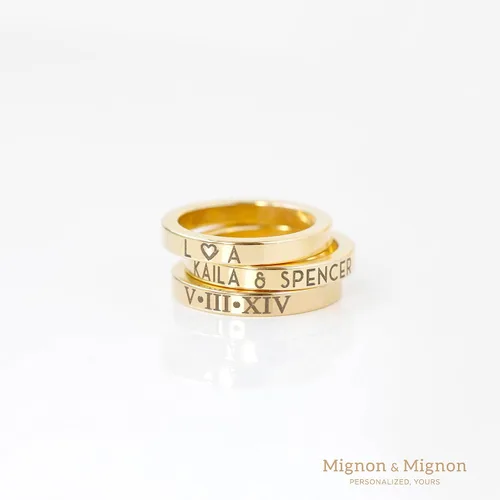 Vista 4 de MignonandMignon Anillos grabados personalizados para mujer, anillos a juego de amistad, apilamiento de coordenadas, conmemorativo para mejor amiga