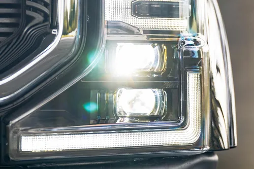 Vista 4 de Morimoto XB Faros LED, Carcasa de Faros Plug and Play para Ford Super Duty (2020+) Conjunto Completo de LED Aprobado por DOT (1x LF508)