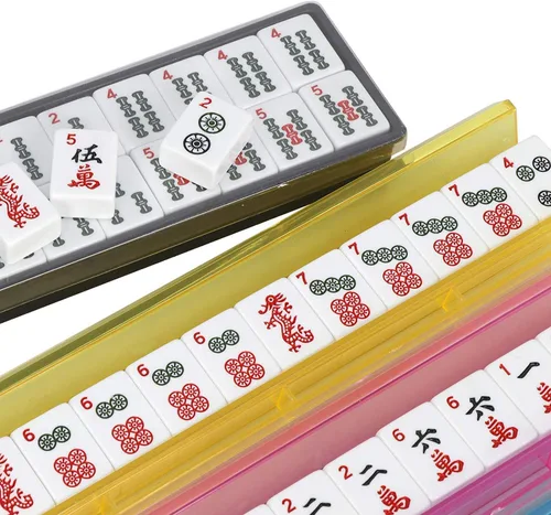 Vista 7 de Juego de Mahjong Americano HNDTEK - Bolsa Suave Negra - 166 Azulejos Blancos Grabados, 4 Rack/Empujadores Todo en Uno, Juego de Mah Jongg Occidental