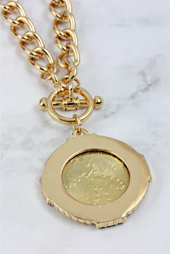 Vista 3 de American Coin Treasures Pulsera italiana con dije de moneda de 20 lira Pulsera italiana de 20 liras en tono dorado con piedras redondas facetadas